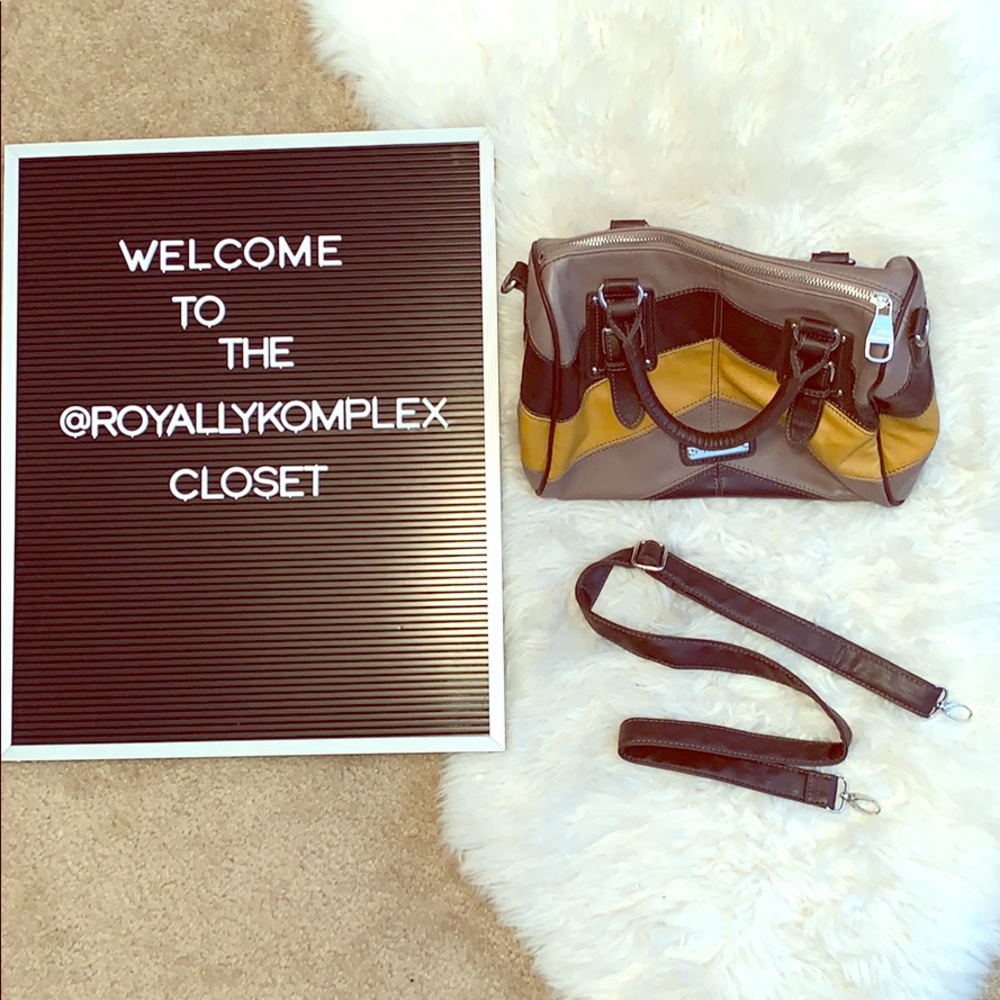 Steve Madden barrel bag with crossbody strap